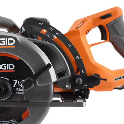 Scie circulaire sans fil 18 V à poignée arrière de 7-1/4 po avec batterie de 8,0 Ah MAX, chargeur 18 V et sacoche