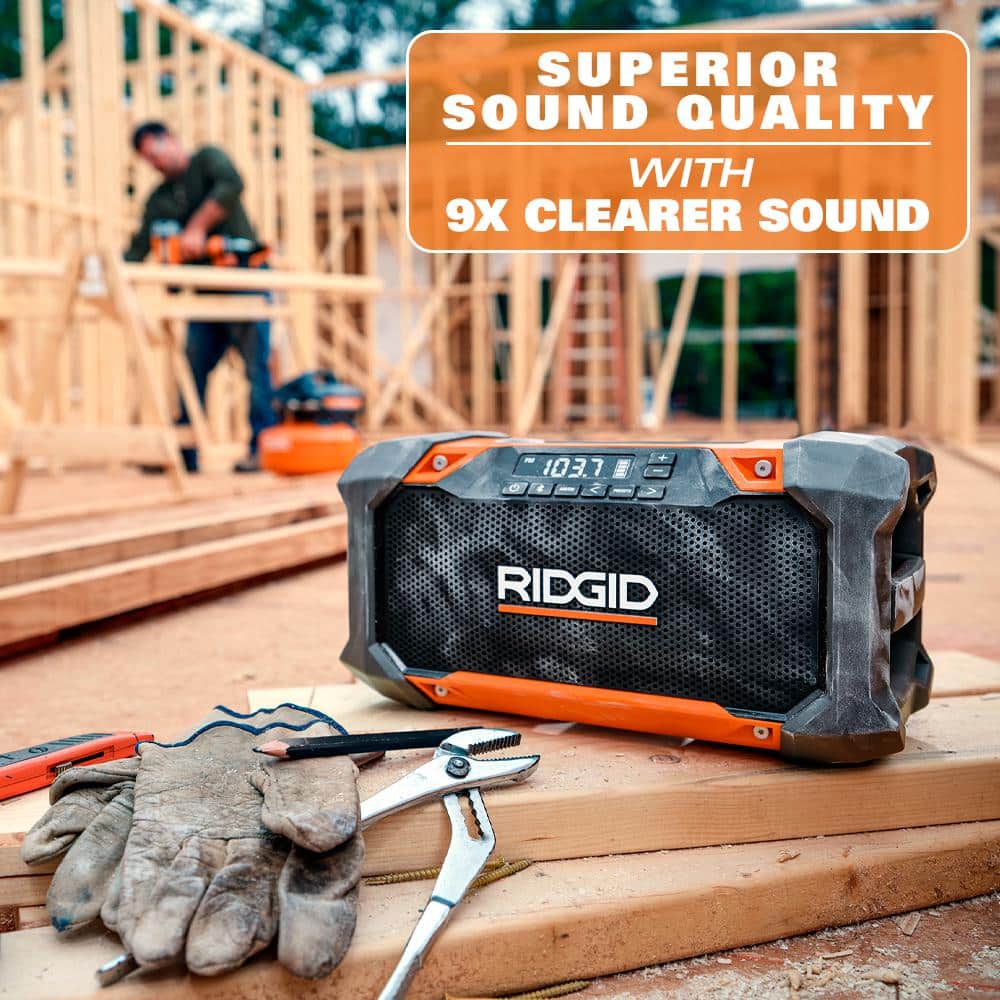 Radio de chantier hybride 18 V avec technologie Bluetooth (outil uniquement)