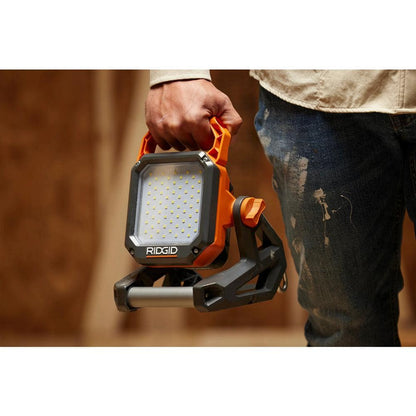 Projecteur sans fil 18 V (outil uniquement)