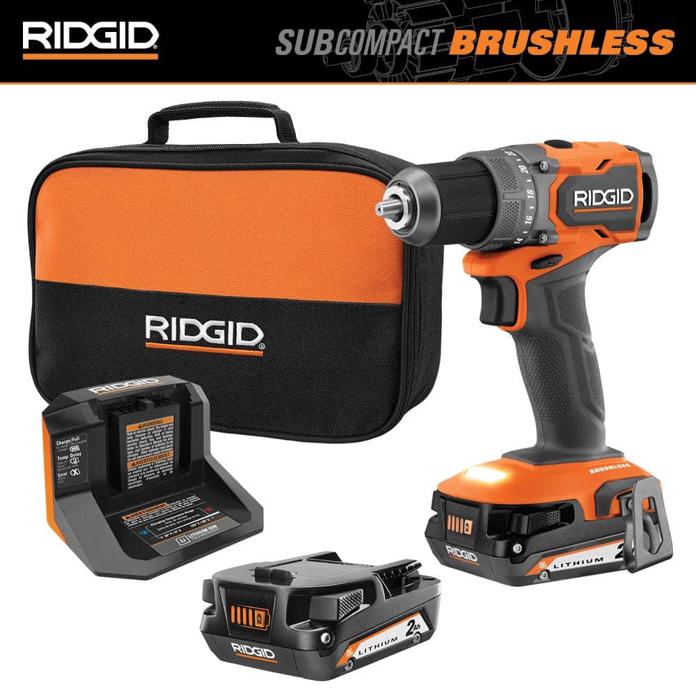 Perceuse-visseuse sans fil 18 V SubCompact sans balais de 1/2 po avec deux batteries de 2,0 Ah, chargeur et sac à outils.