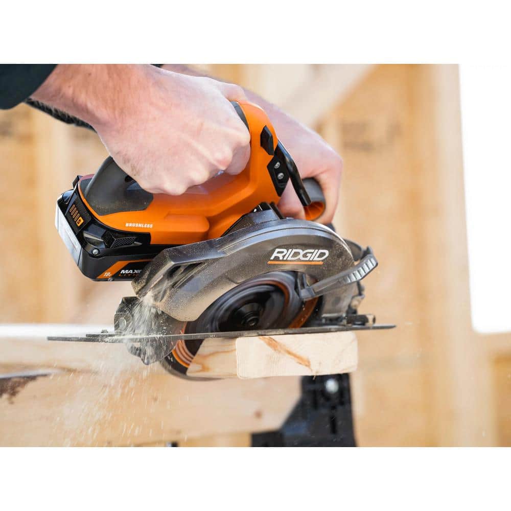 Kit combiné sans fil et sans balais 18 V, 6 outils avec batteries de sortie MAX de 6,0 Ah et 2,0 Ah et chargeur